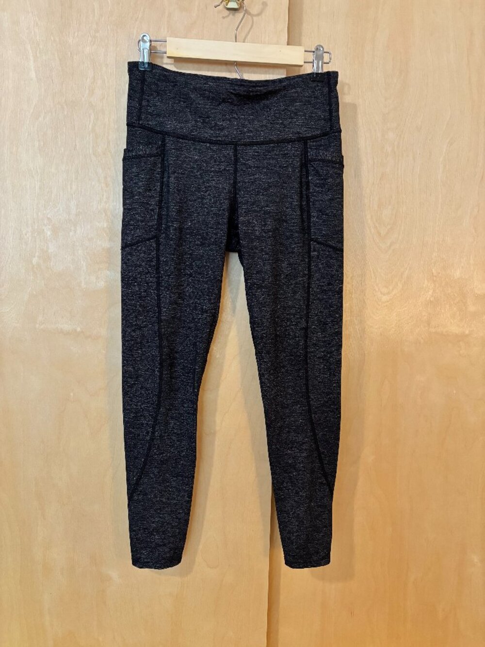 Athleta Salutation Stash Pocket Athleisure Heather Charcoal Size M Regular